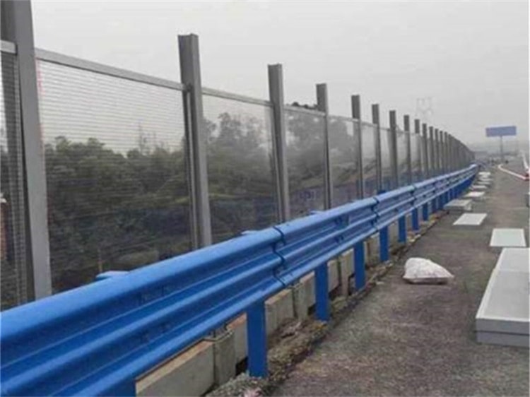 三波護(hù)欄板