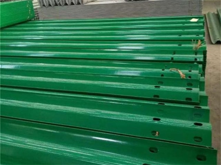 三波護(hù)欄板